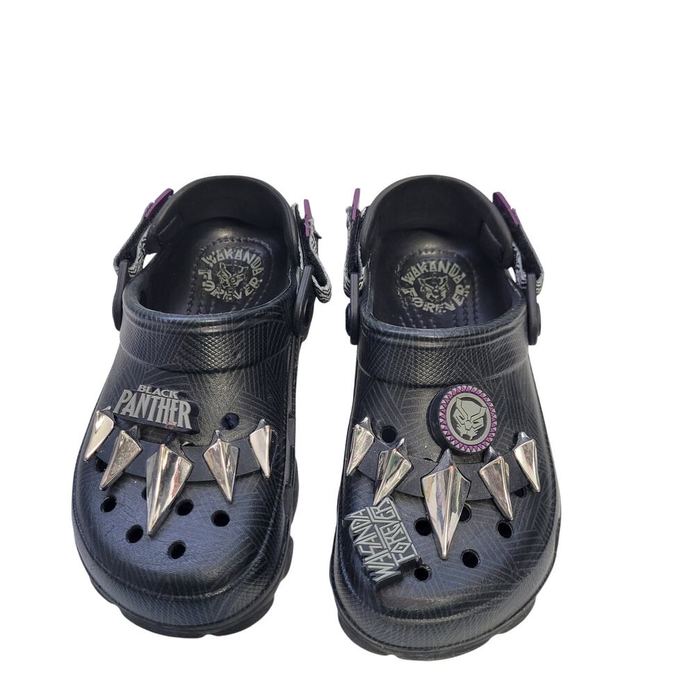 Crocs Marvel All Terrain Clog in The Black Panther Design Size 1J 91426-2989
